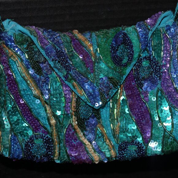 Elegant Ladies Hand Stiched Sequence Purse - Picture 1 of 3